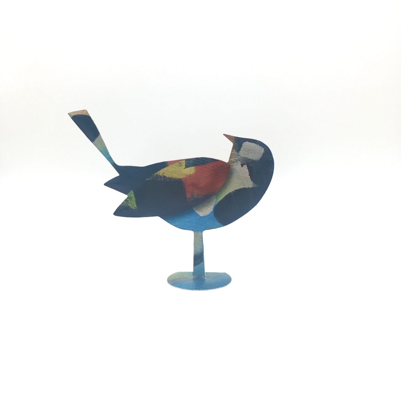 Standing Aluminum Bird / Shades of black