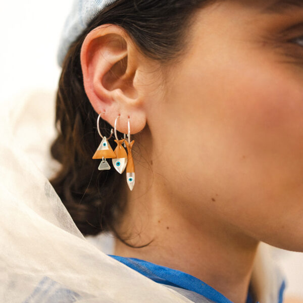 Triangle Fish silver Earrings - Image 2