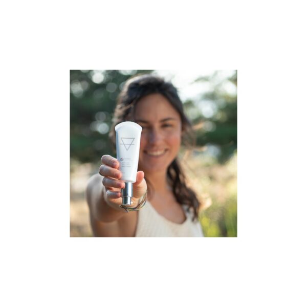 Anti-Age Anti-Spot BB Cream SPF 30 - Image 2